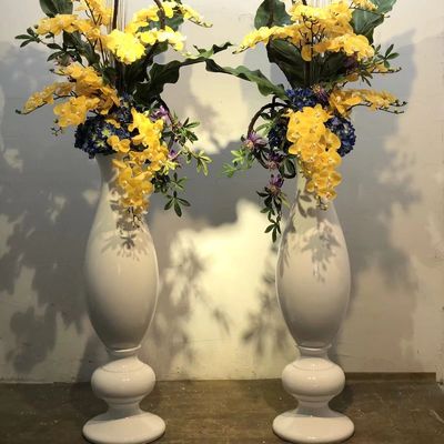 Good price Upscale Hotel Lobby Floor Vase White Fiberglass Highly Decorative online