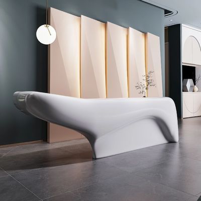 Buy White Lacquered Fiberglass Reception Desk For Hotel Lobby Beauty Salon online manufacture