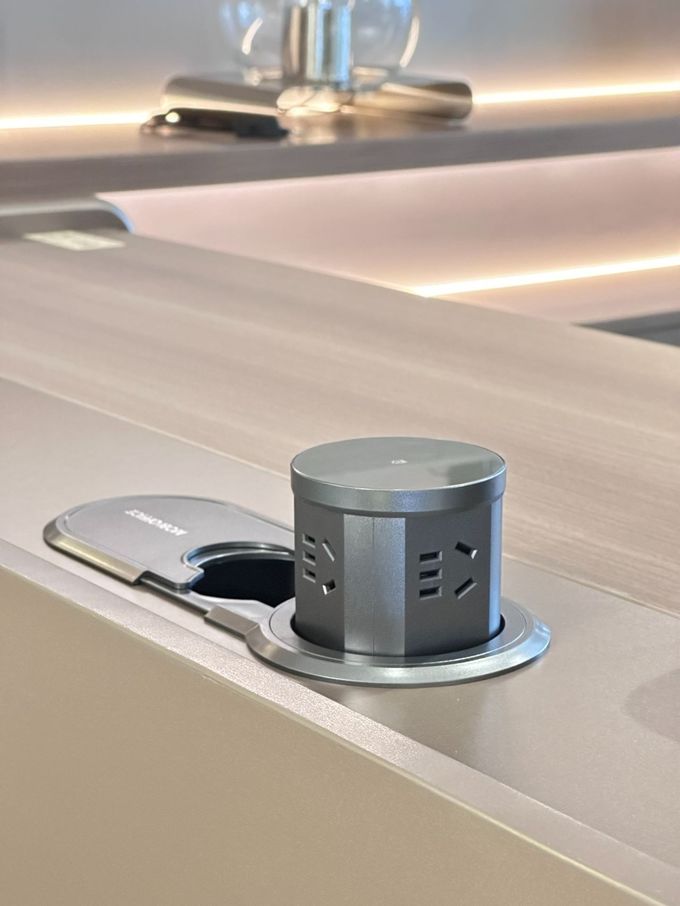 High-End Boss Desk And Chair Set For Listed Company President Desk 6